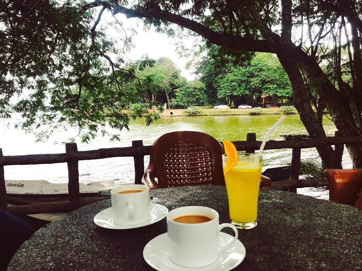 Seasons Hotel Kurunegala Kültér fotó
